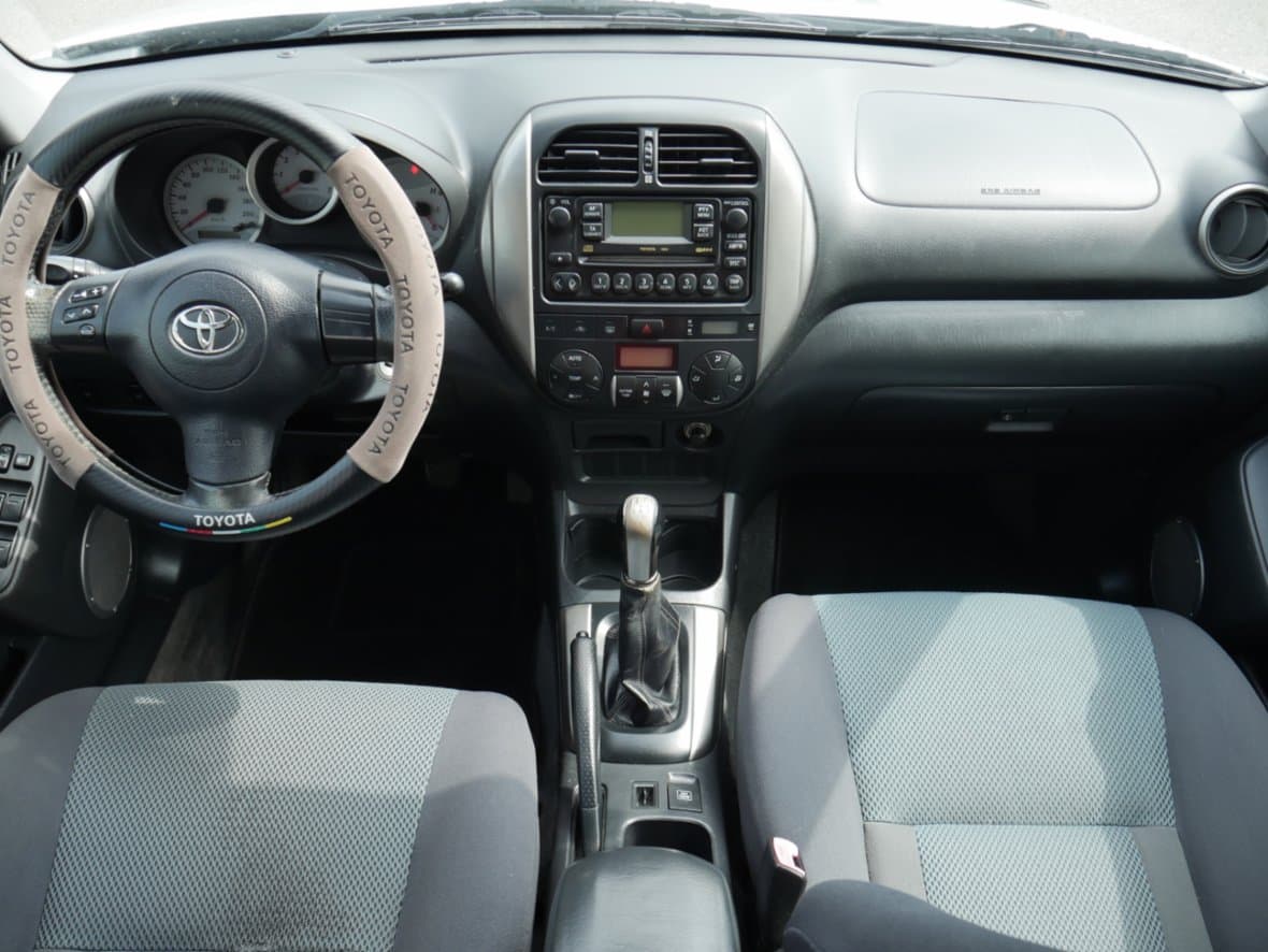 2005 Toyota RAV4 - 8
