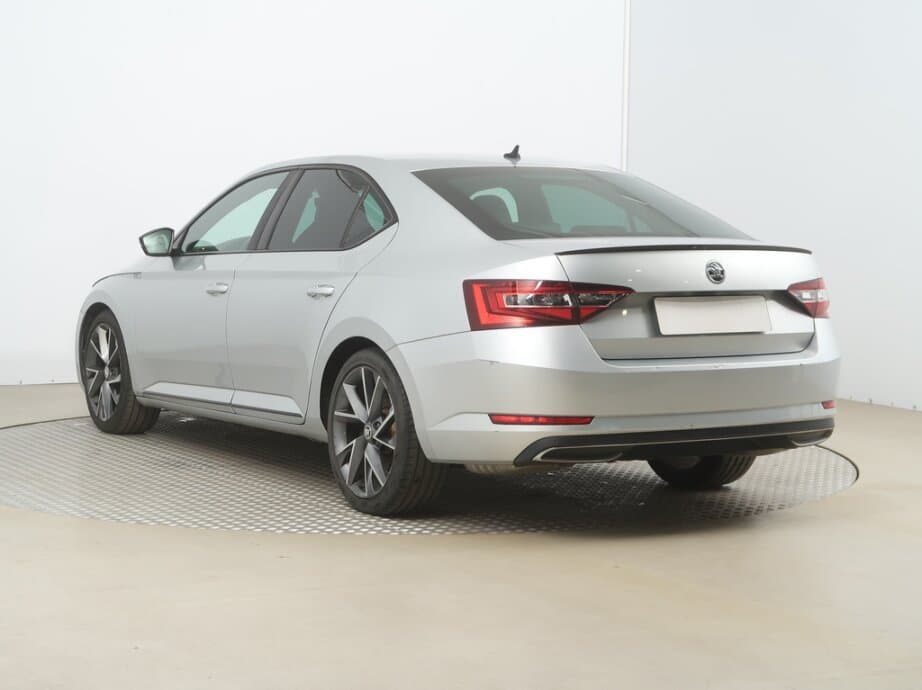 2017 Škoda SUPERB - 5