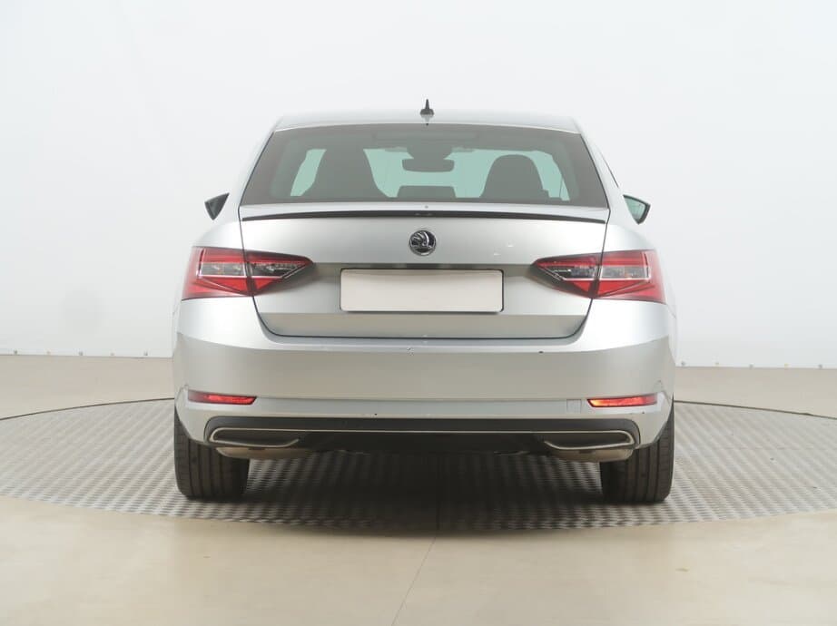 2017 Škoda SUPERB - 6