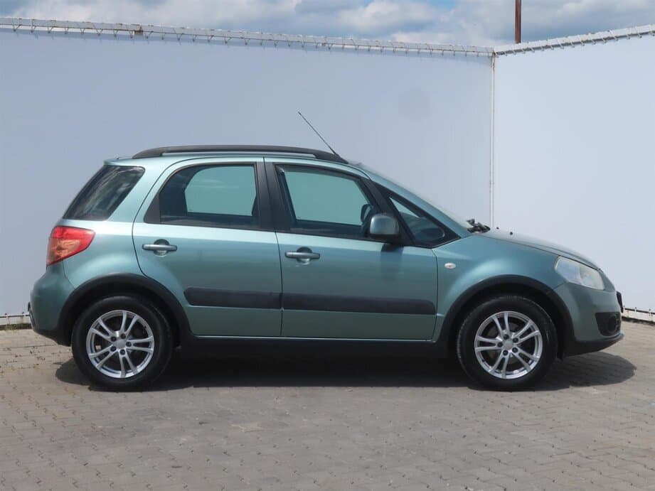 2012 Suzuki SX4 - 8
