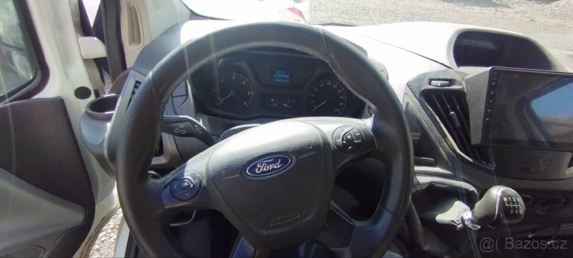 2015 Ford TOURNEO - 12