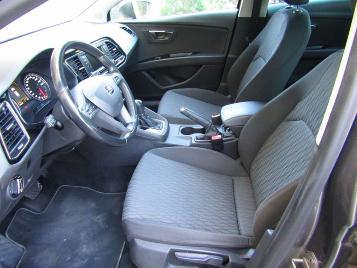 2005 Ford Focus - 19