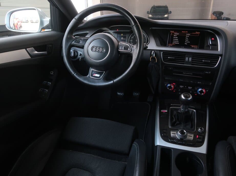 2013 Audi A4 - 9