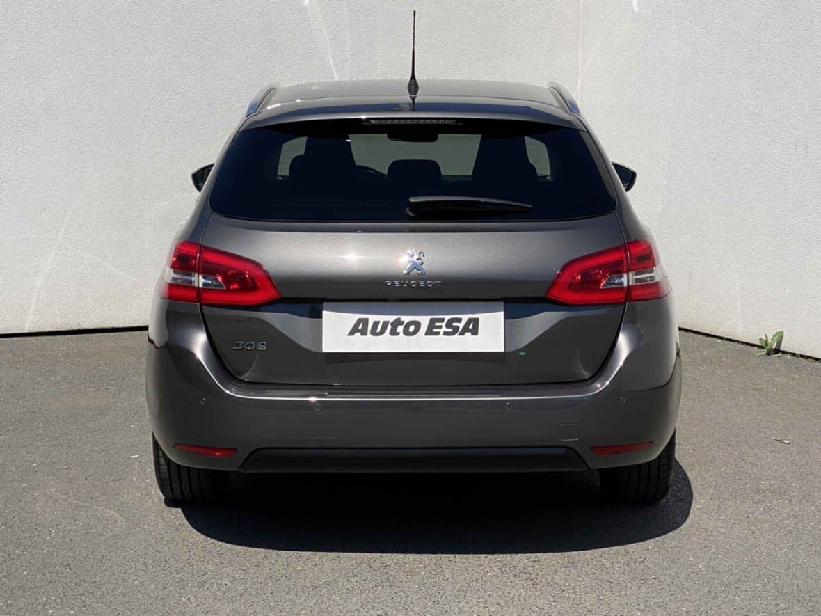2018 Peugeot 308 - 5