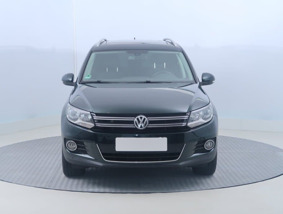 2012 Volkswagen TIGUAN - 2
