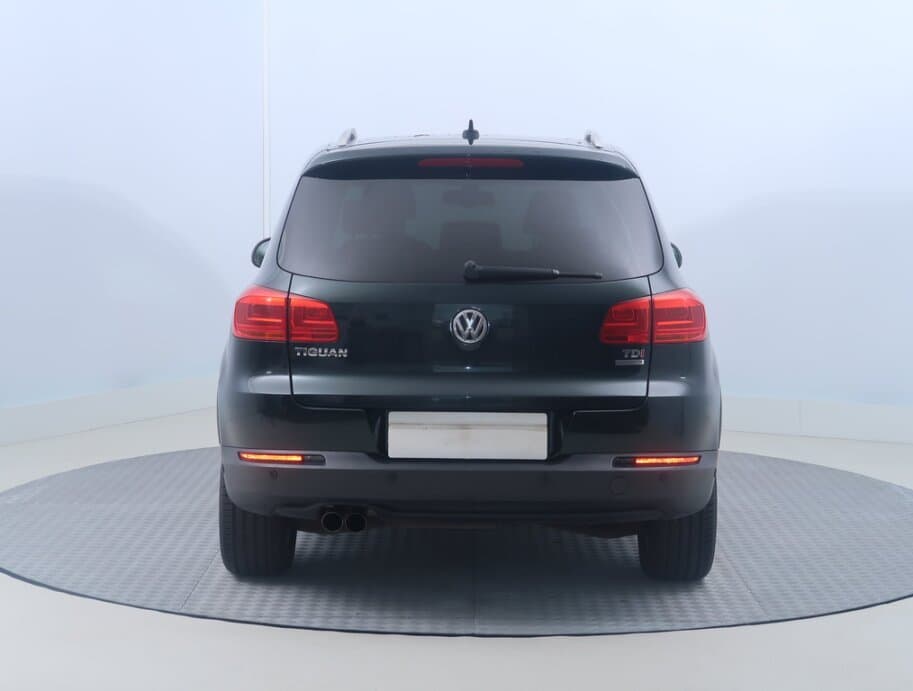 2012 Volkswagen TIGUAN - 6