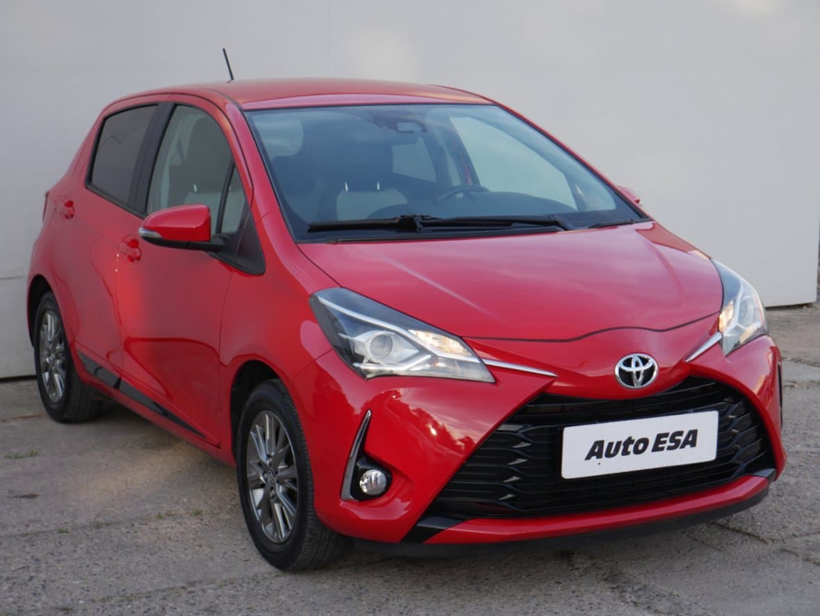 2017 Toyota YARIS