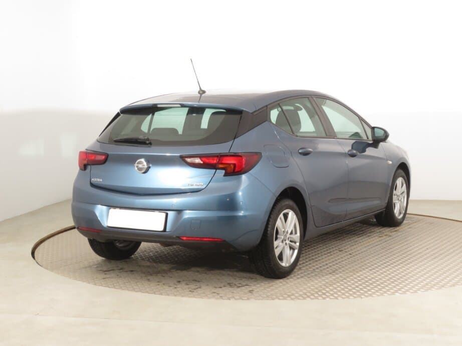 2017 Opel ASTRA - 7