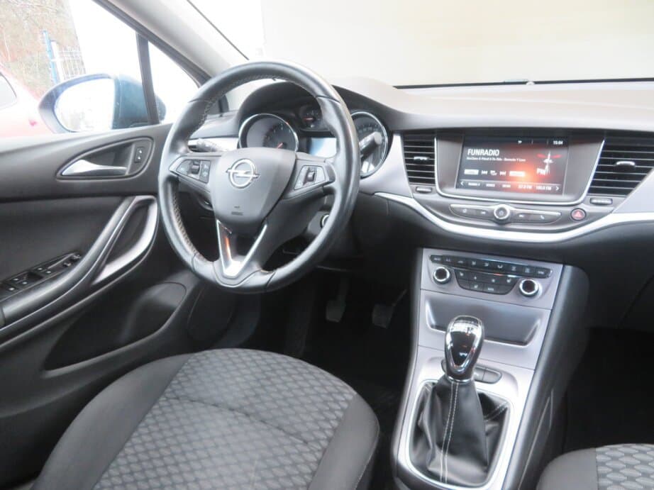 2017 Opel ASTRA - 9
