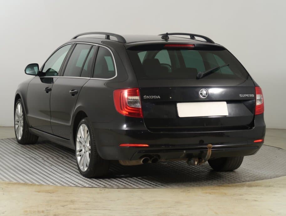 2014 Škoda SUPERB - 5