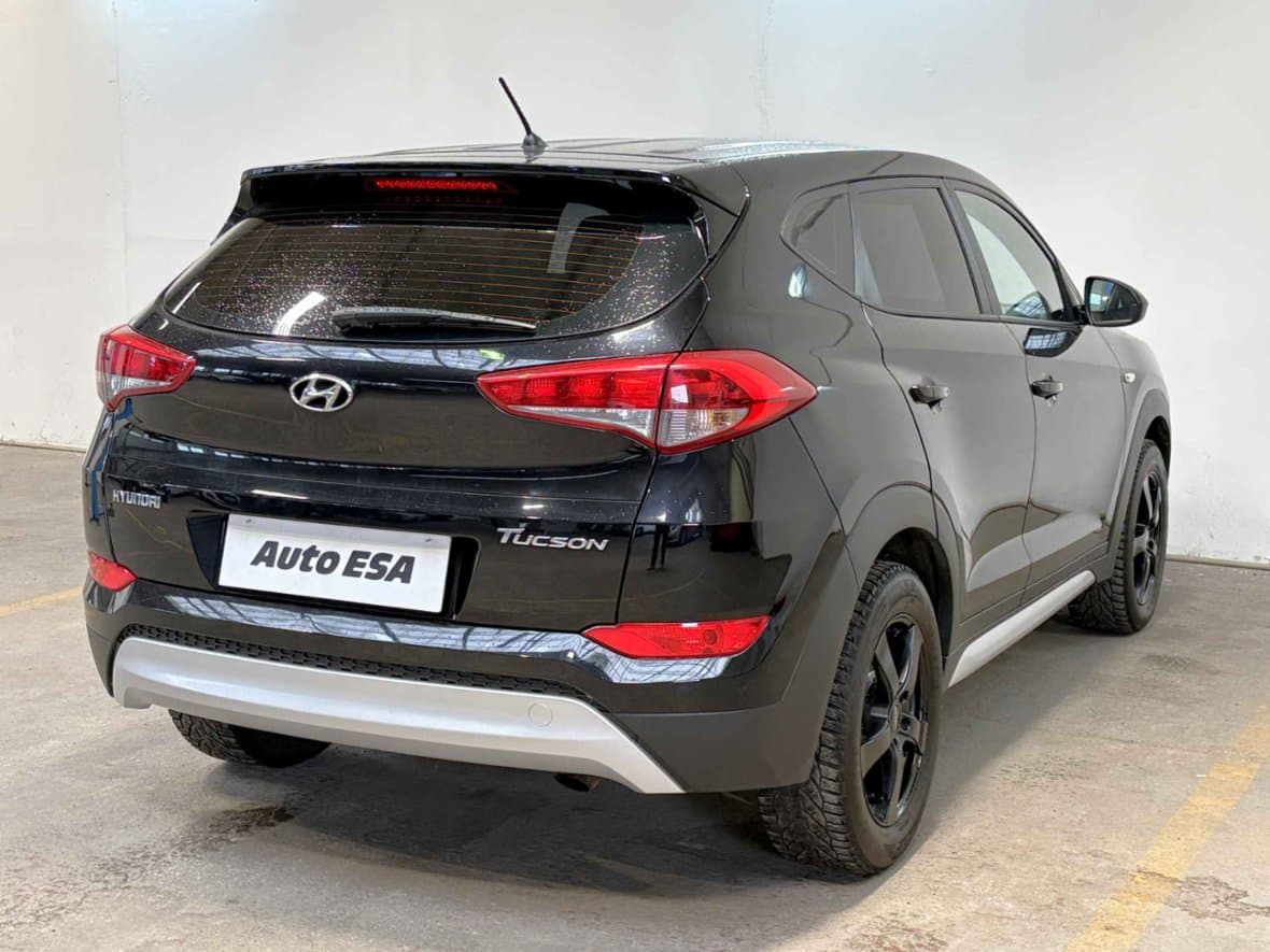 2017 Hyundai TUCSON - 4