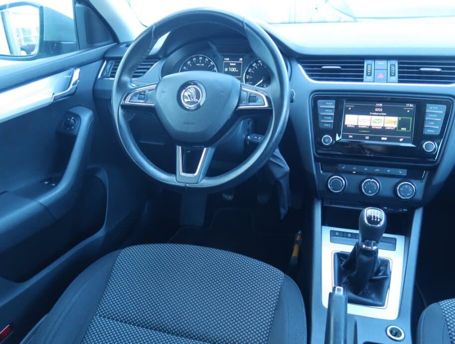 2016 Škoda OCTAVIA - 17