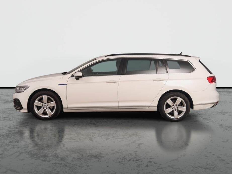 2020 Volkswagen PASSAT - 4