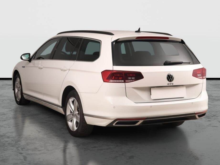 2020 Volkswagen PASSAT - 5