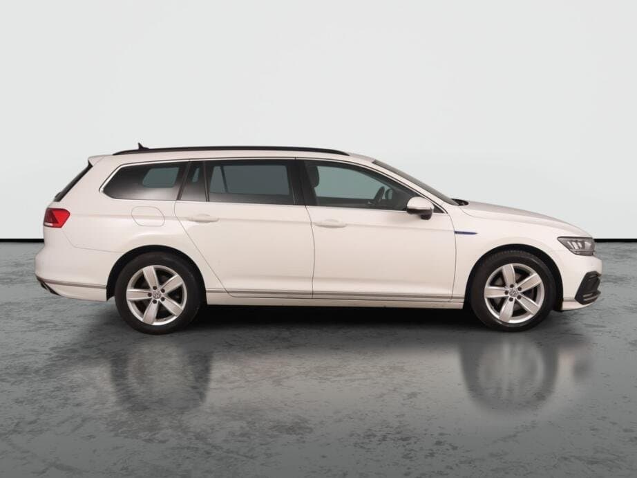 2020 Volkswagen PASSAT - 8
