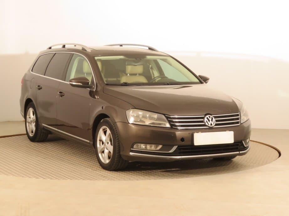 2013 Volkswagen PASSAT