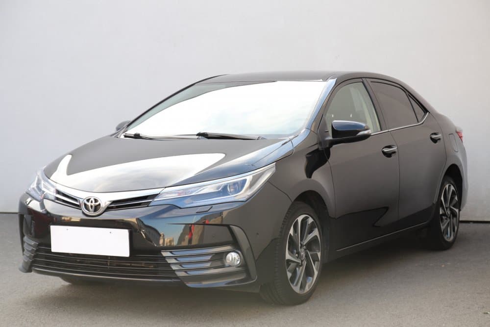 2018 Toyota COROLLA - 3