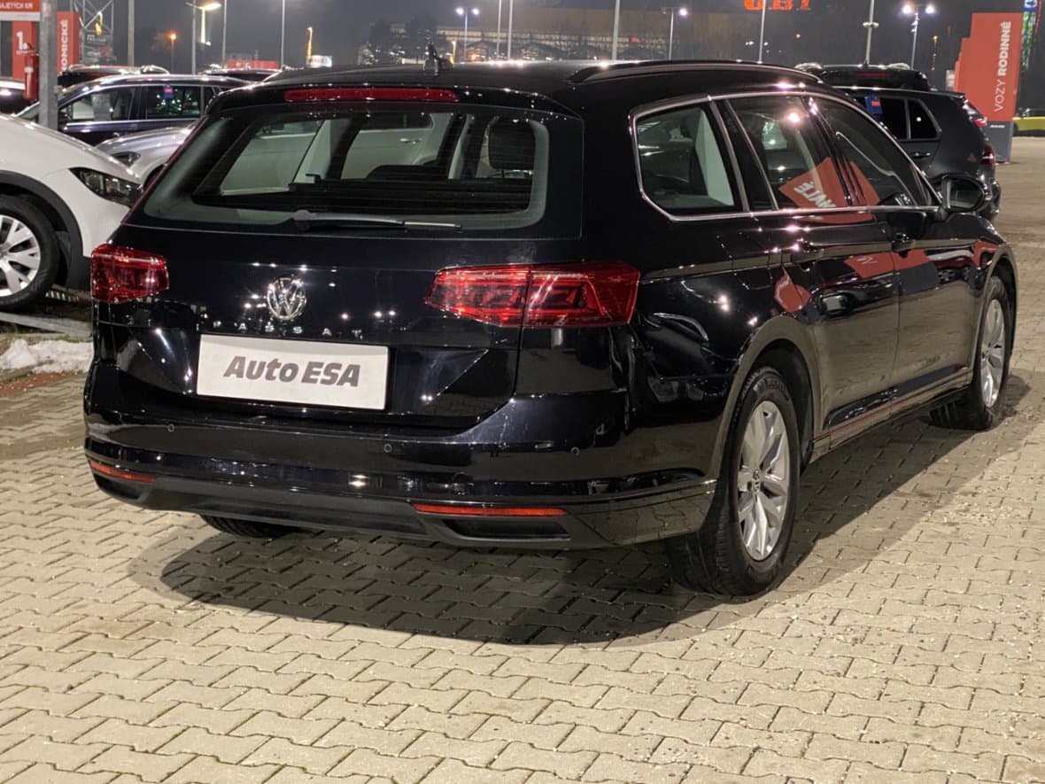 2020 Volkswagen PASSAT - 4