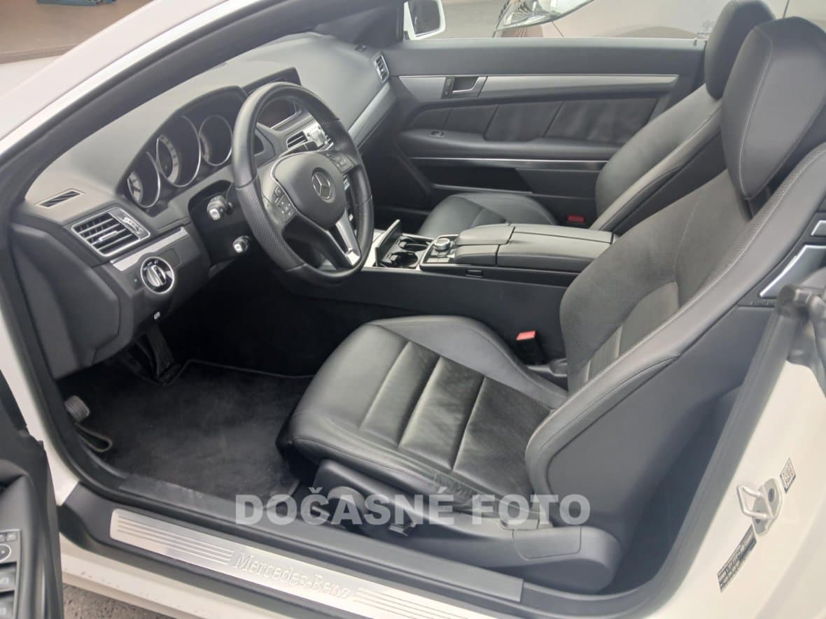 2016 Mercedes-Benz E-CLASS - 3