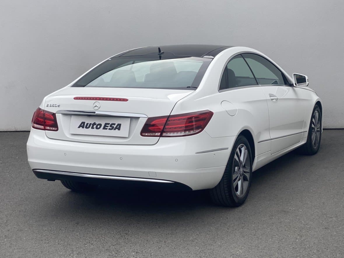 2016 Mercedes-Benz E-CLASS - 4