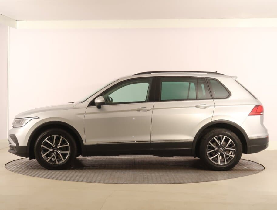 2021 Volkswagen TIGUAN - 4