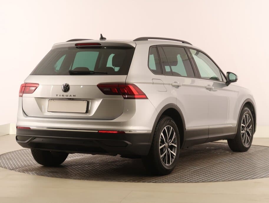 2021 Volkswagen TIGUAN - 7