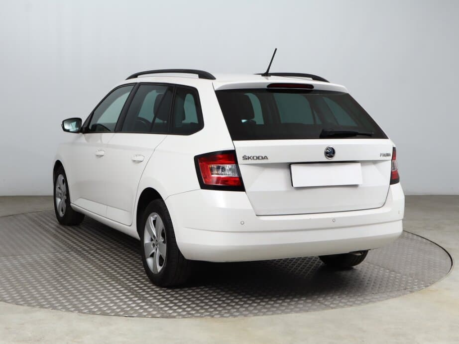 2016 Škoda FABIA - 5