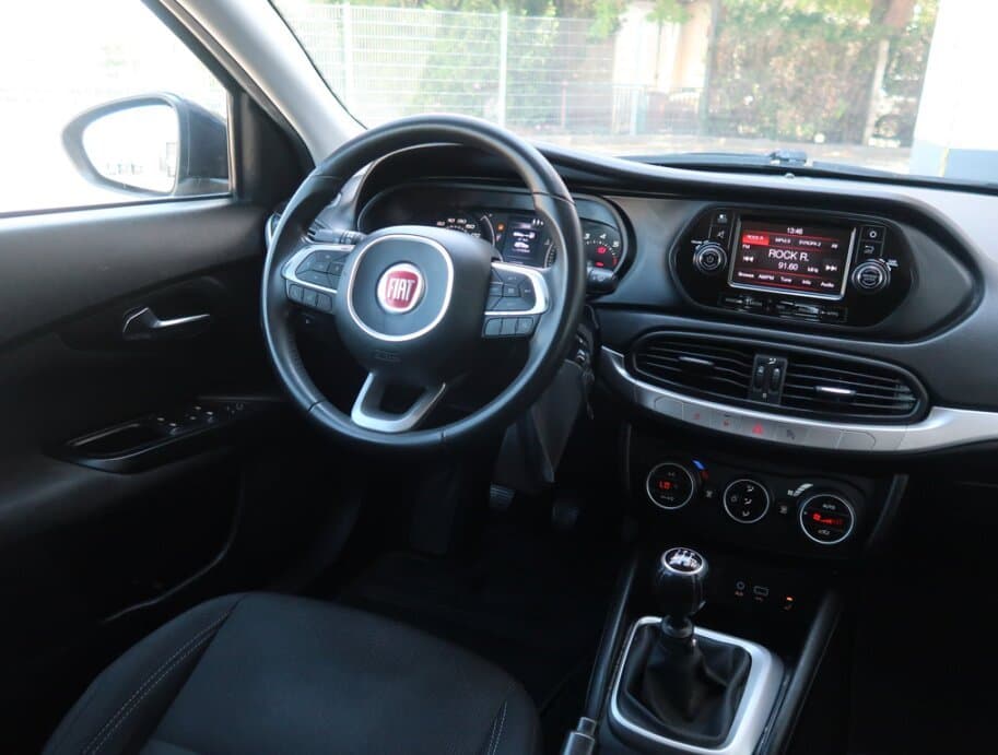 2018 Fiat TIPO - 9