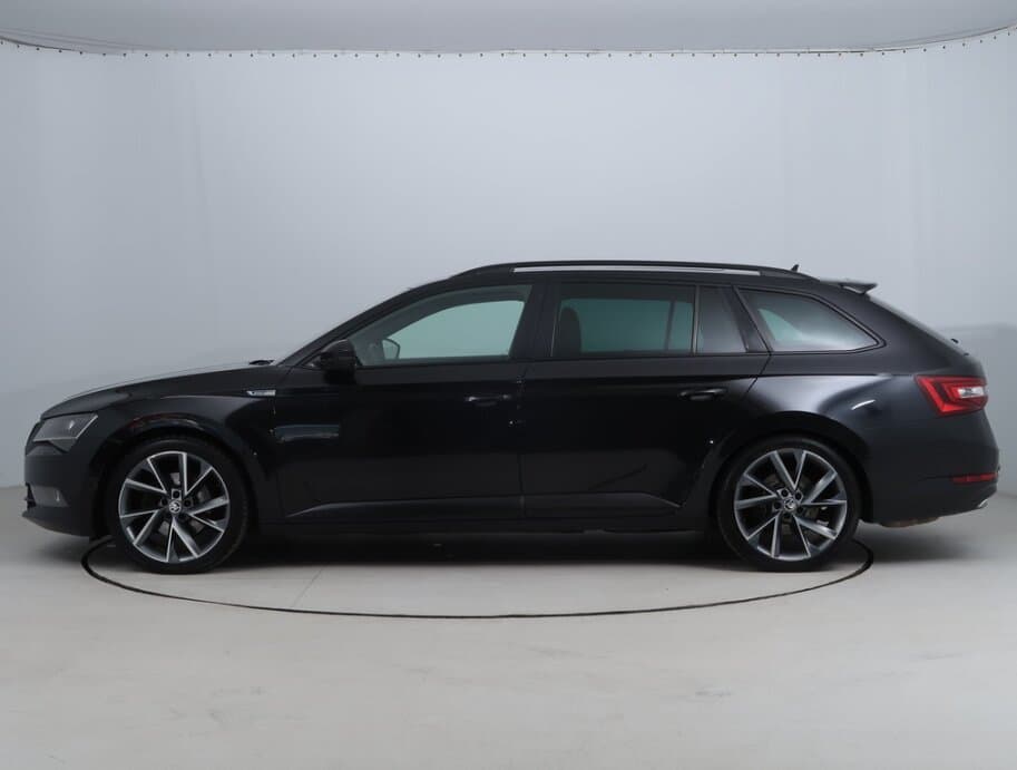 2018 Škoda SUPERB - 4