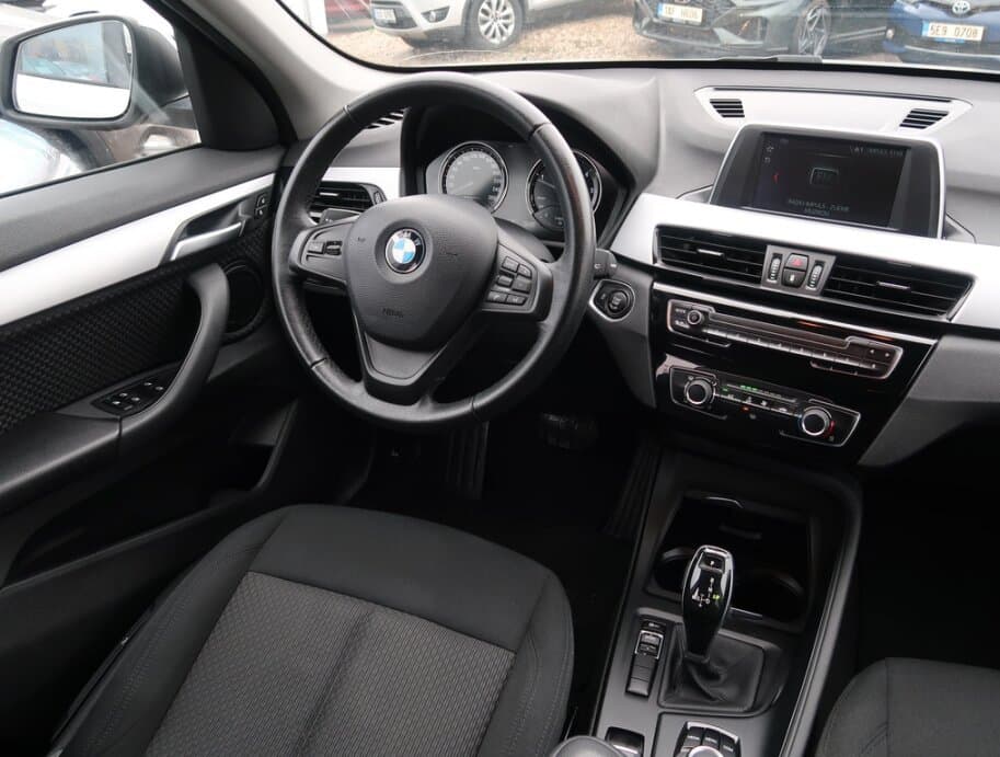 2019 BMW X1 - 9