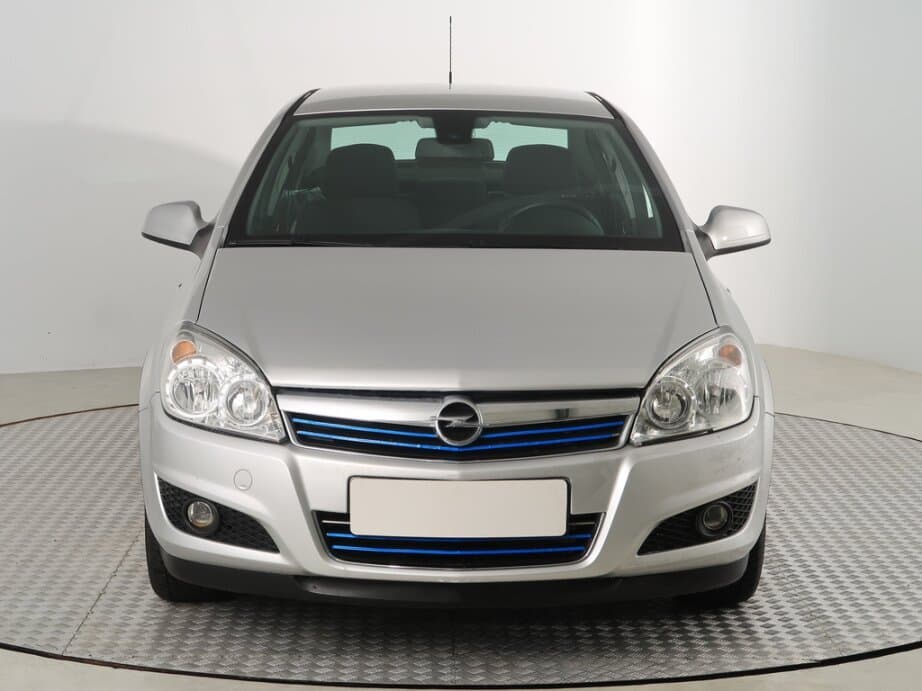 2012 Opel ASTRA - 2