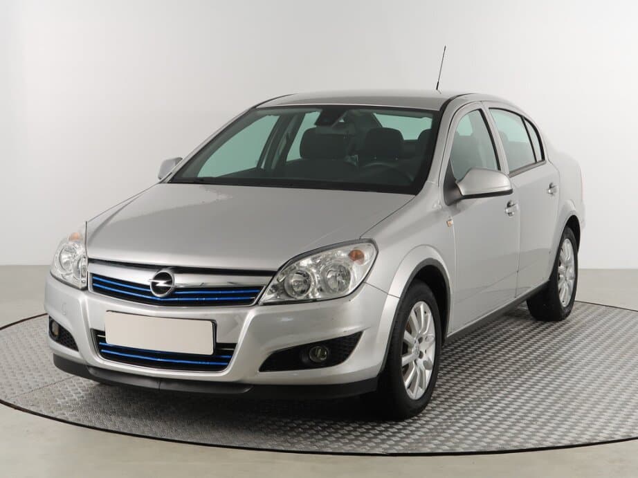 2012 Opel ASTRA - 3