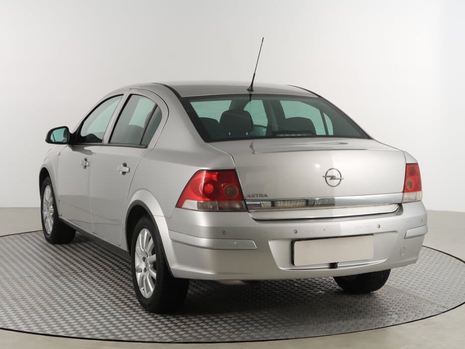 2012 Opel ASTRA - 5