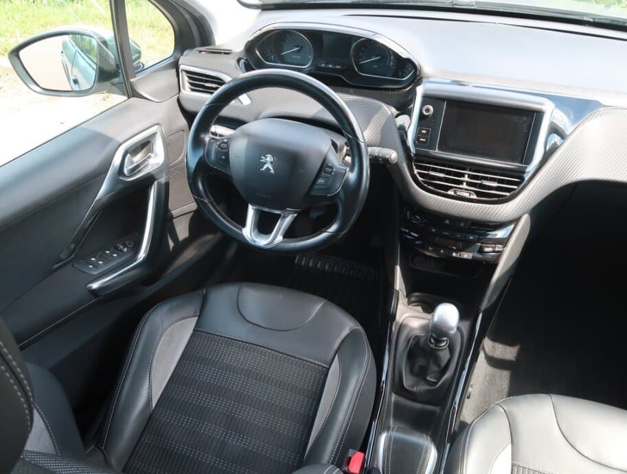 2016 Peugeot 2008 - 9