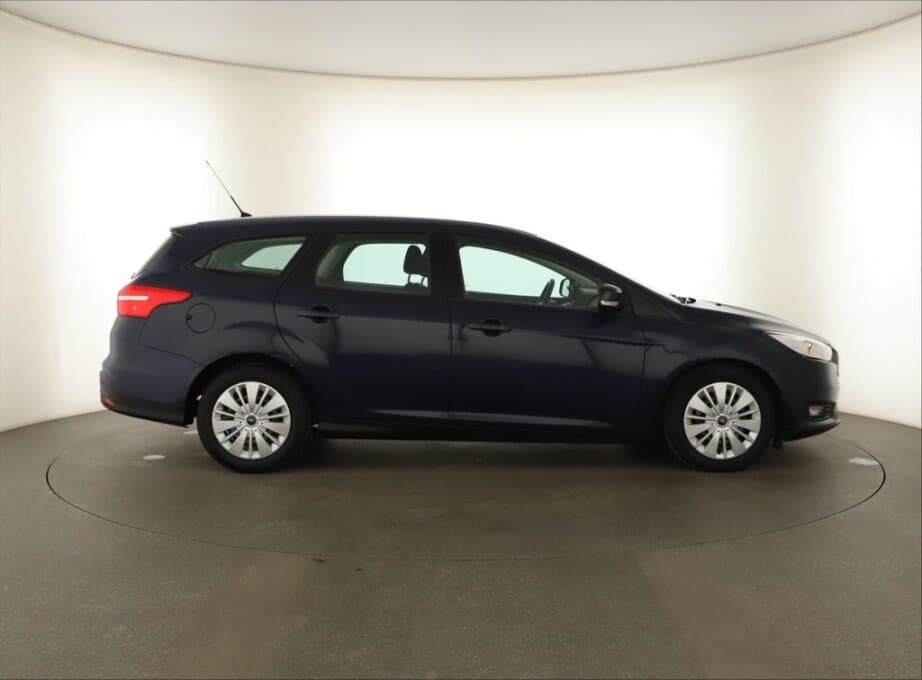 2015 Ford FOCUS - 8