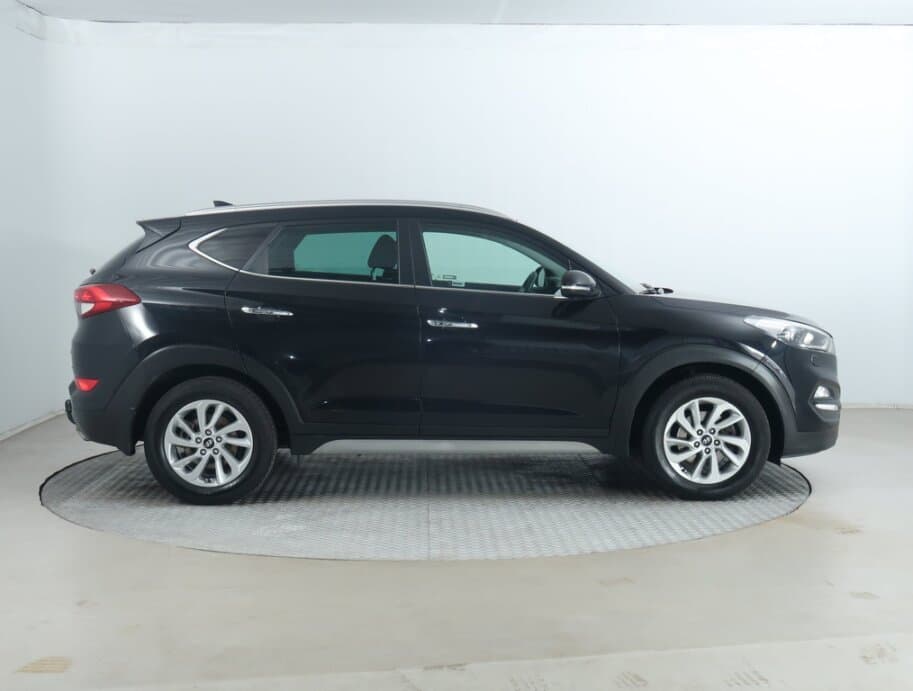 2018 Hyundai TUCSON - 8