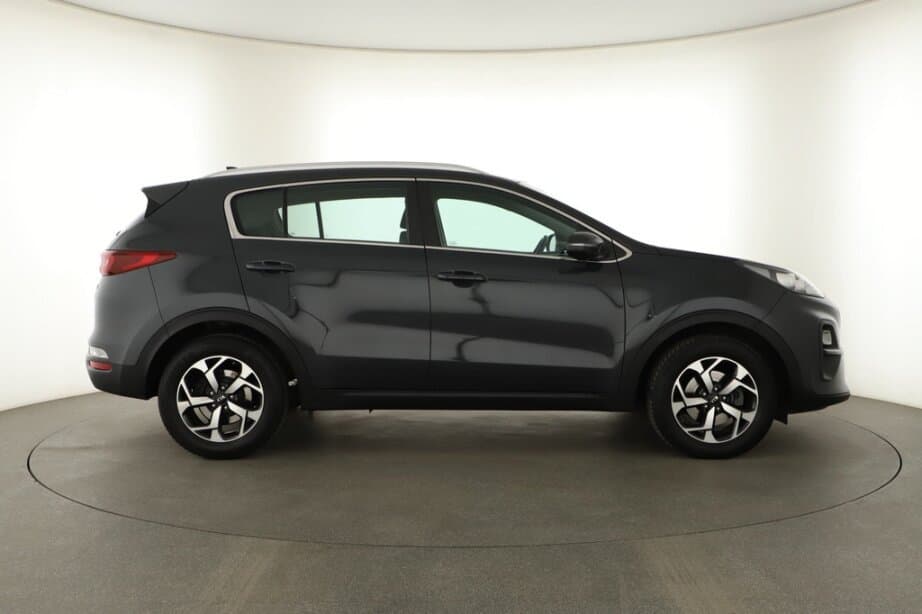2020 Kia SPORTAGE - 8