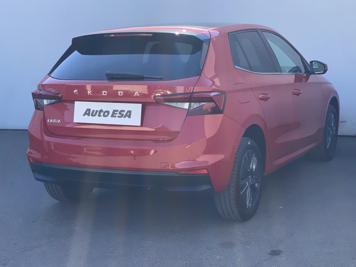 2021 Škoda FABIA - 4