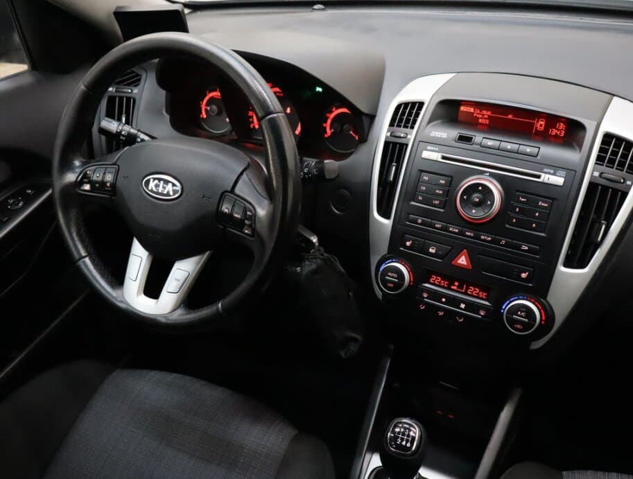 2013 Kia CEE'D - 9