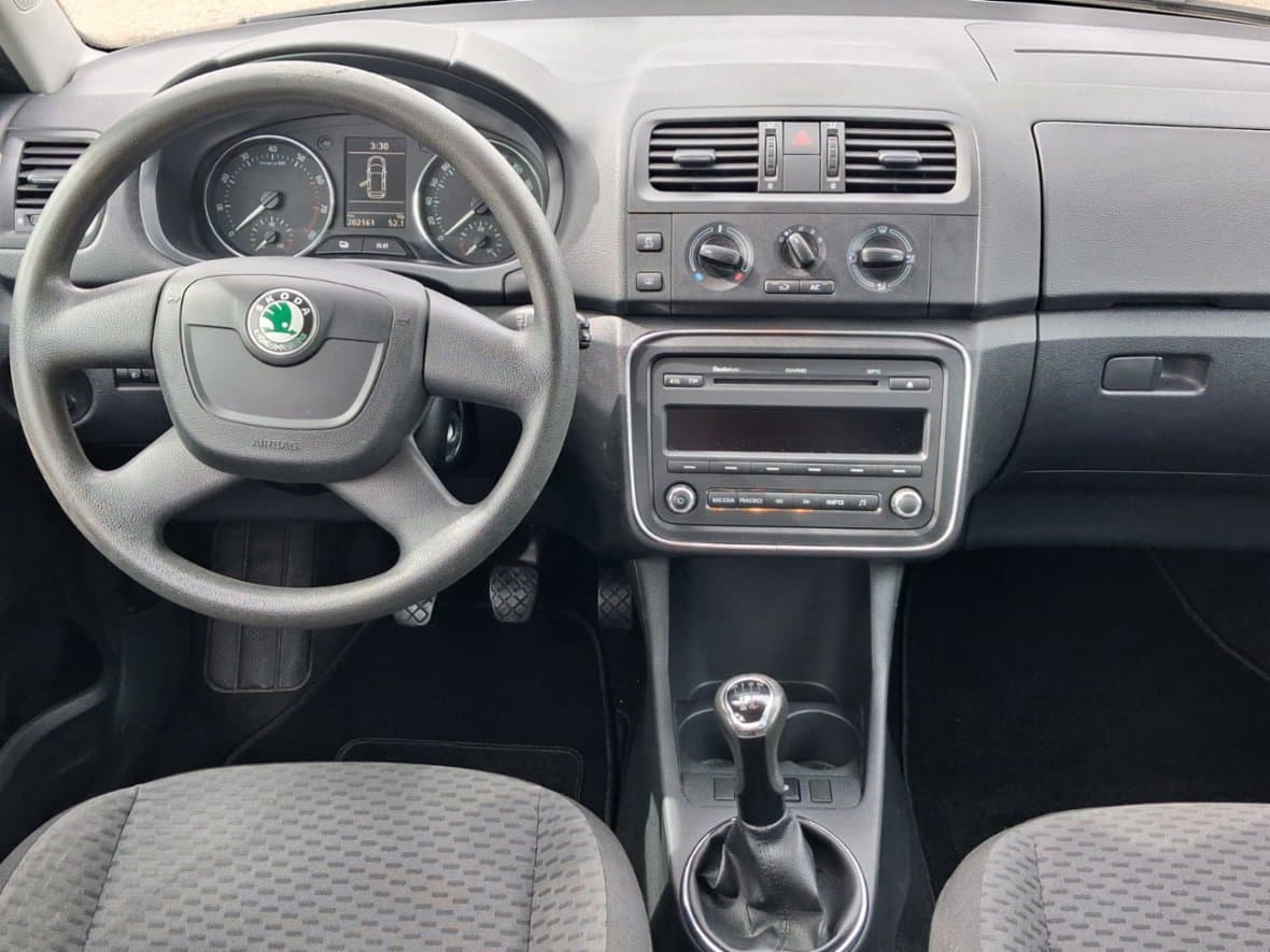 2011 Škoda FABIA - 8