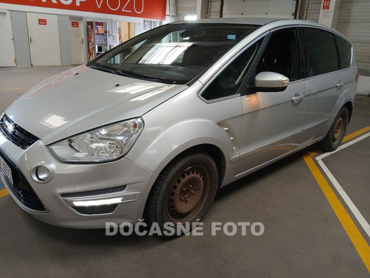 2010 Ford S-MAX