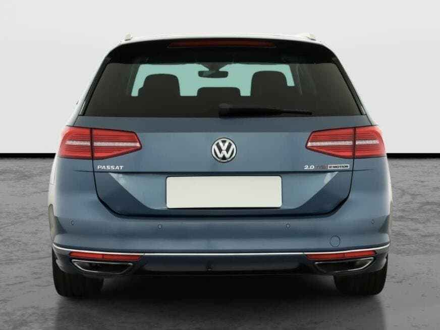 2017 Volkswagen PASSAT - 6