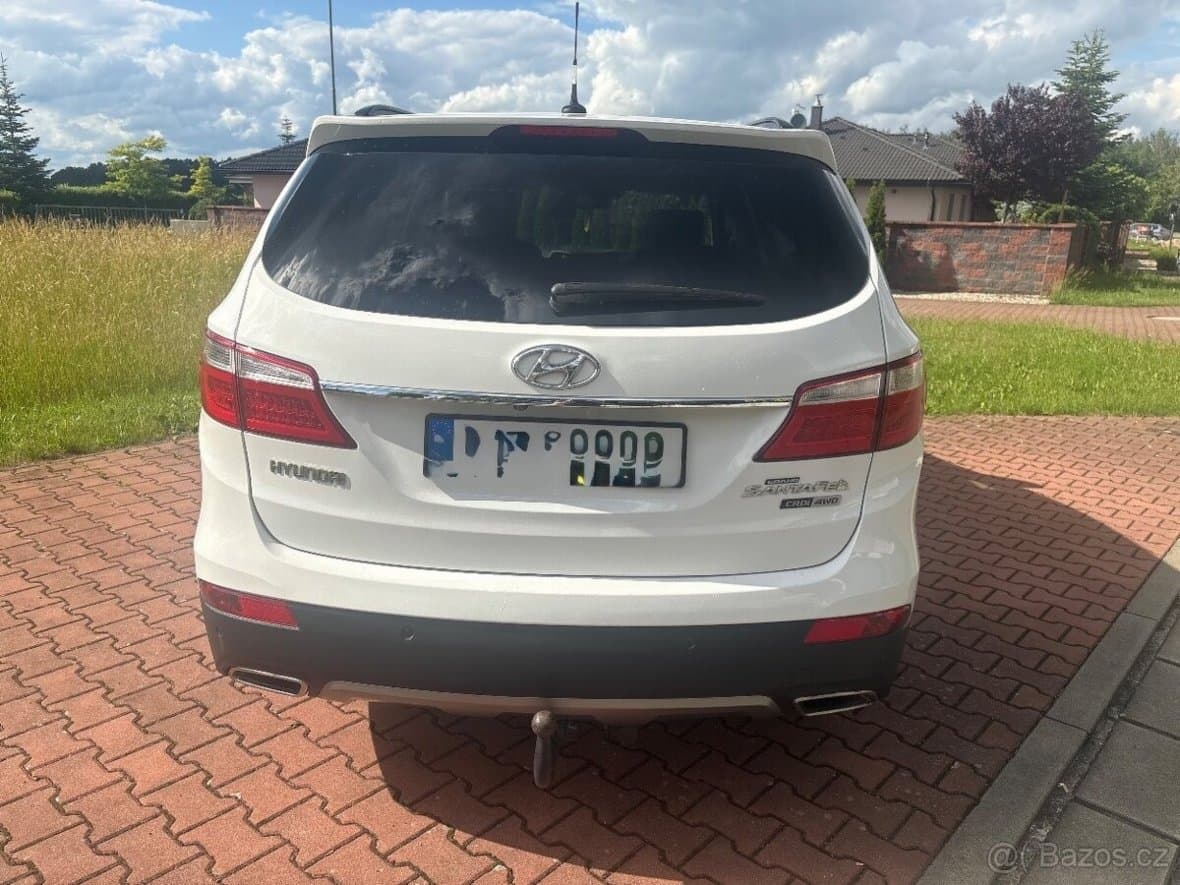 2014 Hyundai SANTA FE - 12