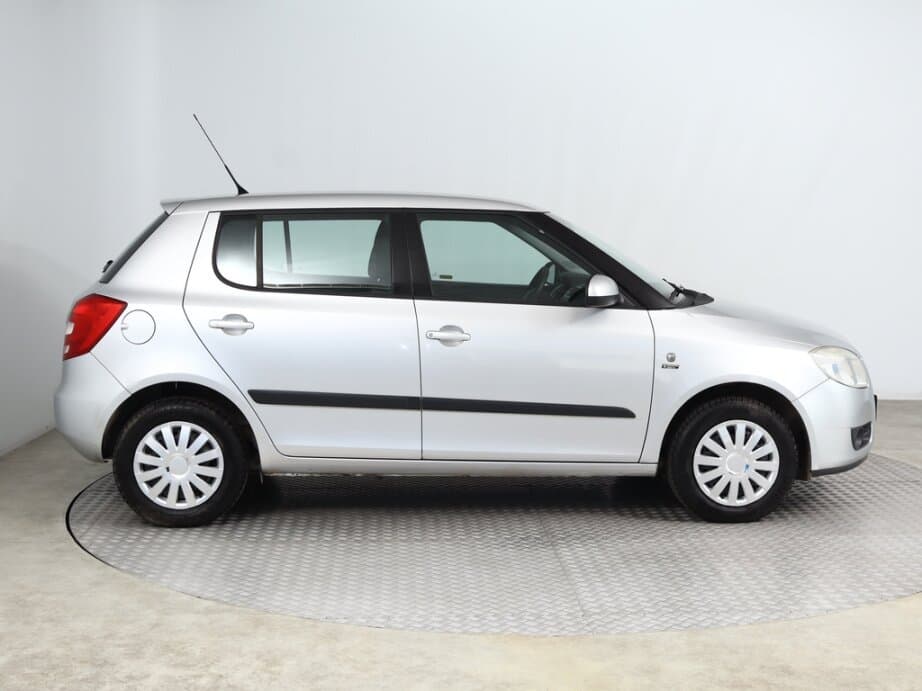 2008 Škoda FABIA - 8
