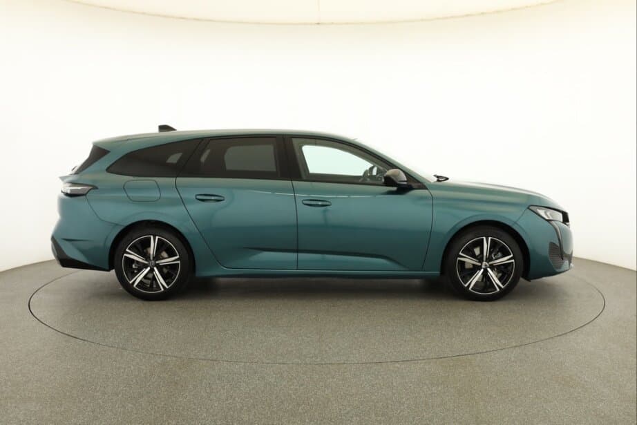 2024 Peugeot 308 - 8