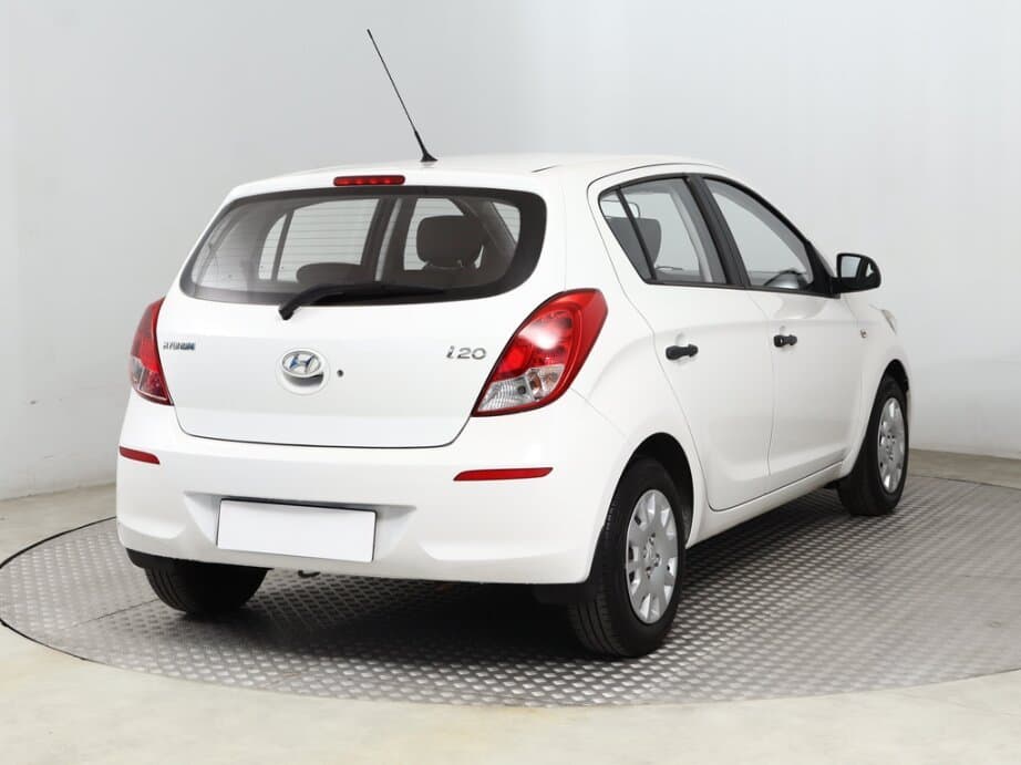 2013 Hyundai i20 - 7