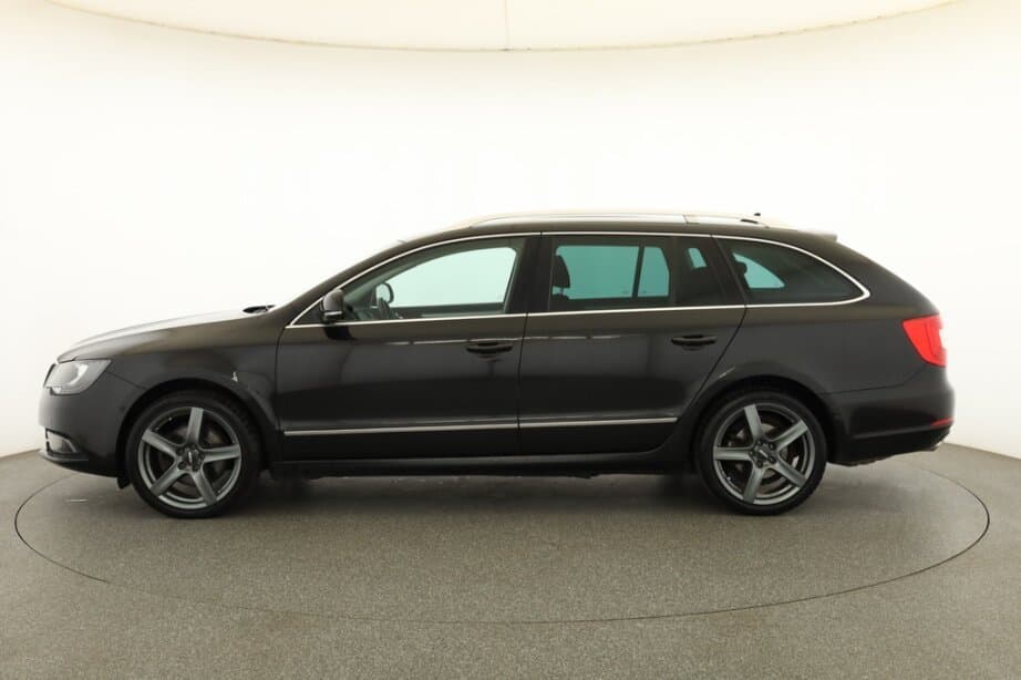 2014 Škoda SUPERB - 4