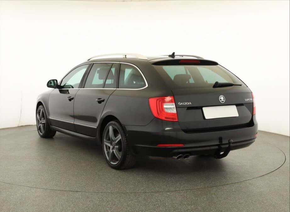 2014 Škoda SUPERB - 5