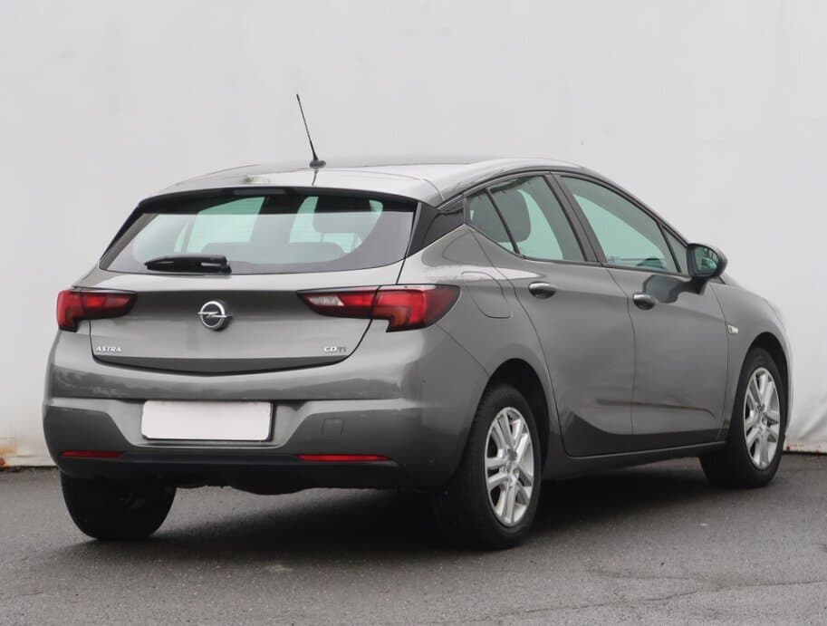 2018 Opel ASTRA - 7
