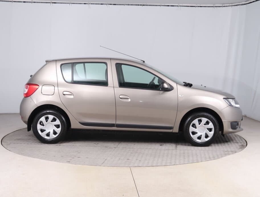 2015 Dacia SANDERO - 8